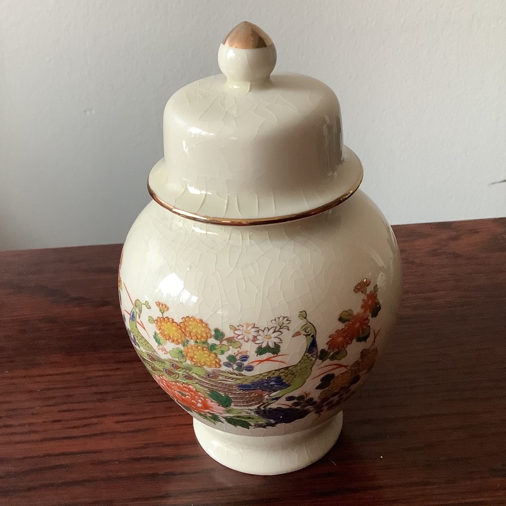 Vintage Japanese ginger jar
